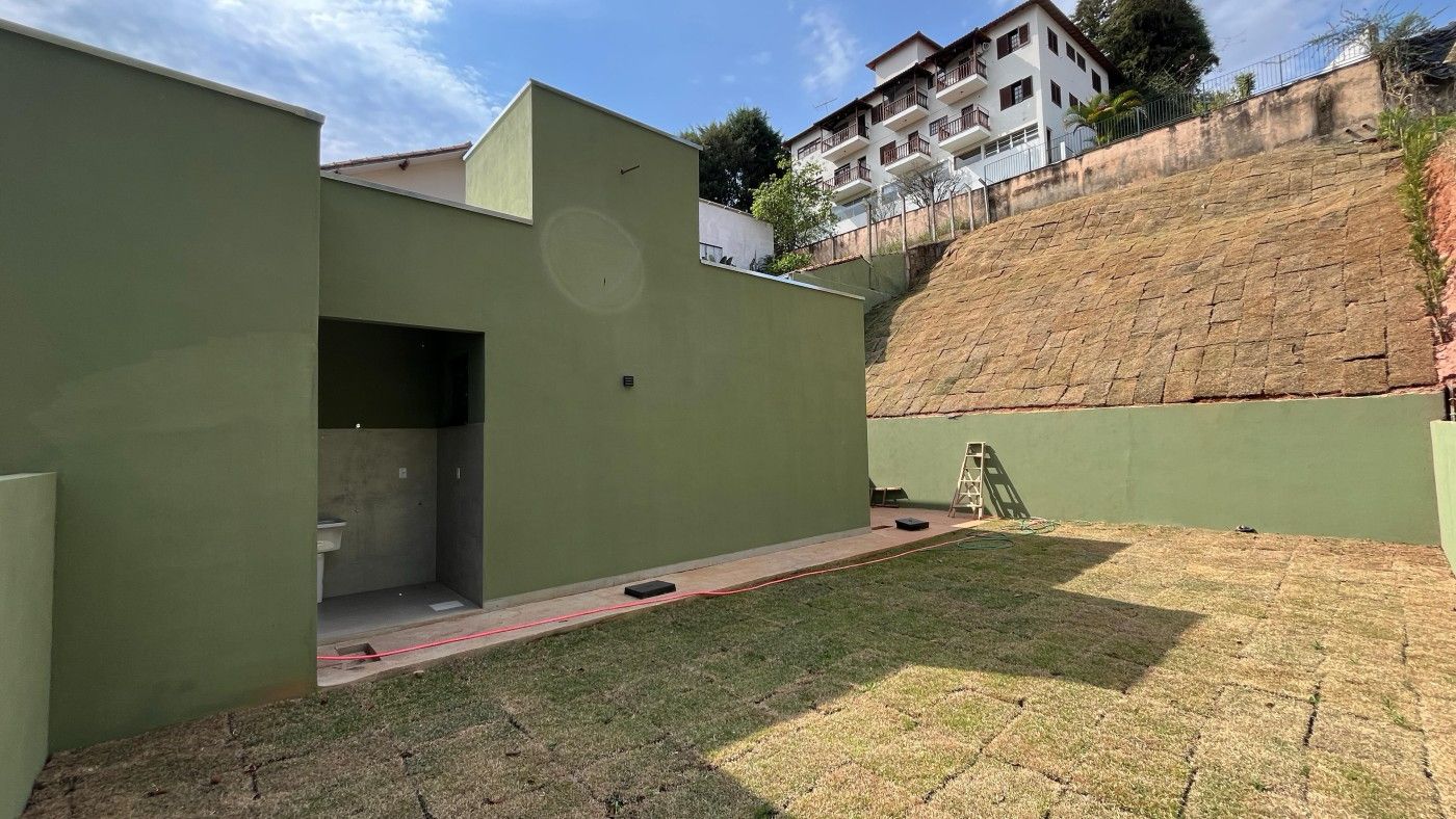 Foto 2 de Casa Disponível no Vale dos Pinheiros