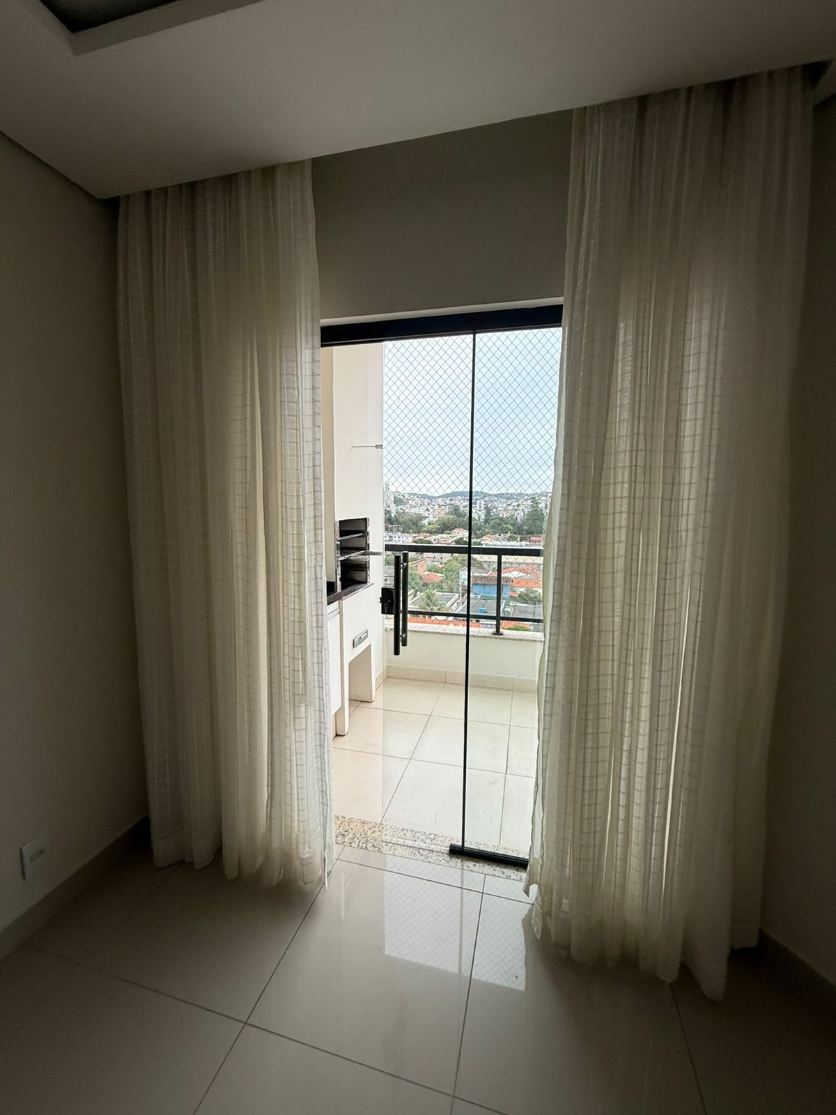 Foto 5 de Apartamento no Edifício Paulo Poeta